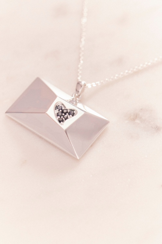 Ruifier Valentine Blue Heart – Necklace