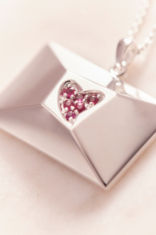 Ruifier Valentine Red Heart – Necklace