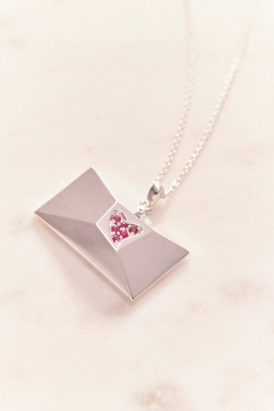 Ruifier Valentine Red Heart – Necklace