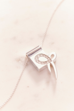 Ruifier Silver Ribbon Necklace