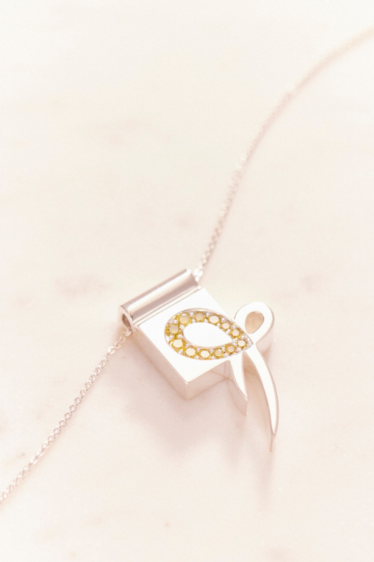 Ruifier Silver and Gold Ribbon Necklace