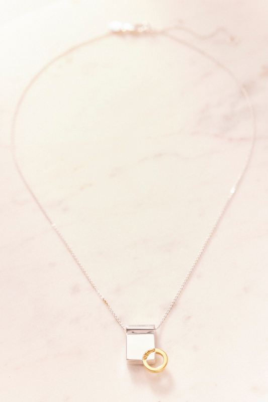 Ruifier 0.063ct Yellow Diamonds Infinity Necklace