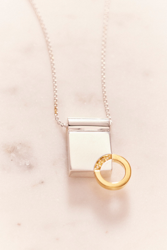 Ruifier 0.063ct Yellow Diamonds Infinity Necklace