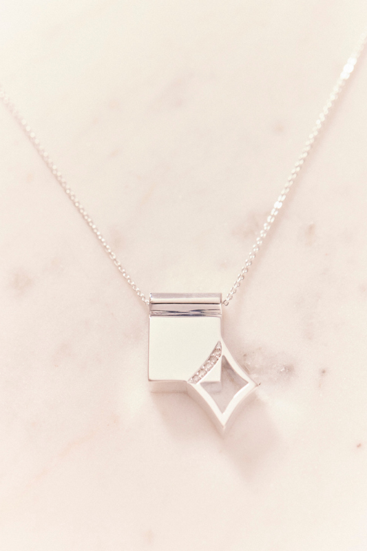 Ruifier Diamond Necklace – White Diamonds