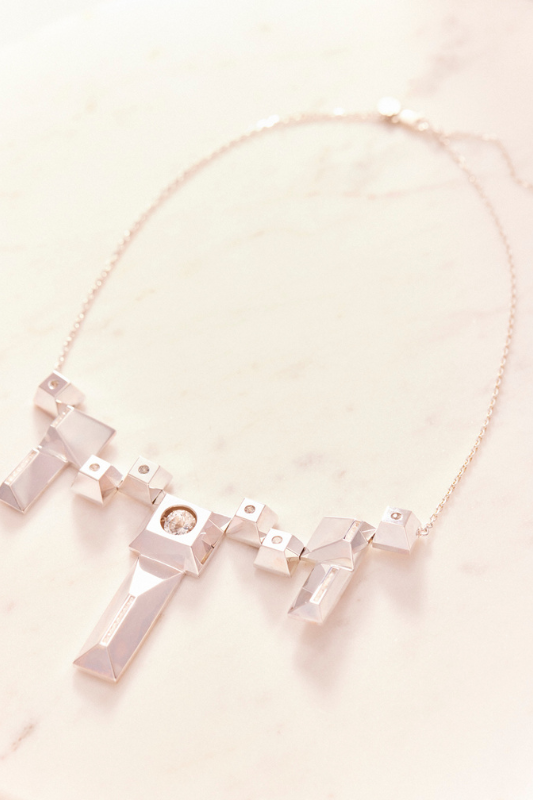 Ruifier Kinetic White Diamonds Necklace